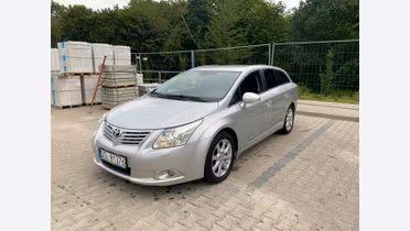 TOYOTA Avensis
