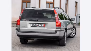 VOLVO V70