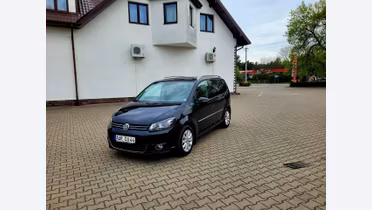 VOLKSWAGEN Touran