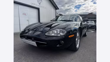 JAGUAR XK8