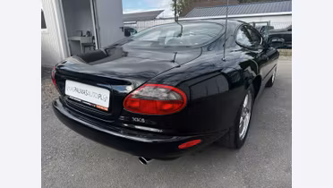 JAGUAR XK8
