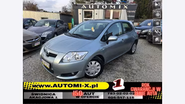 TOYOTA Auris
