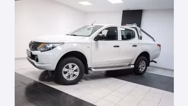 MITSUBISHI L 200