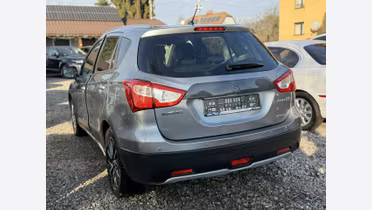SUZUKI S-Cross