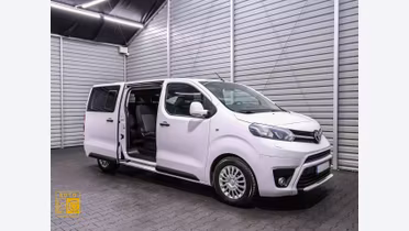 TOYOTA Proace