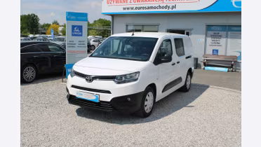 TOYOTA Proace City