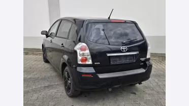 TOYOTA Corolla Verso