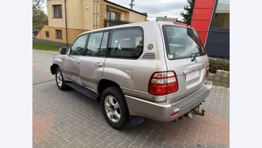 TOYOTA Land Cruiser