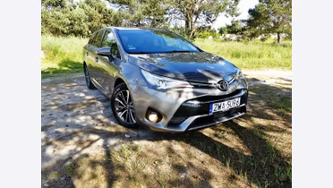 TOYOTA Avensis