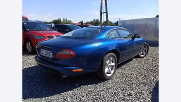 JAGUAR XK8