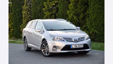 TOYOTA Avensis
