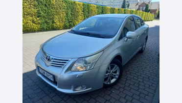 TOYOTA Avensis