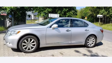 LEXUS LS