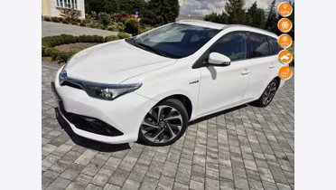 TOYOTA Auris