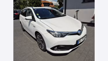TOYOTA Auris