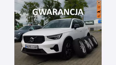 VOLVO XC40