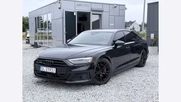 AUDI A8