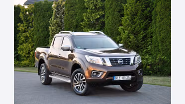 NISSAN Navara