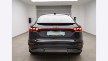 AUDI Q6 Sportback e-tron