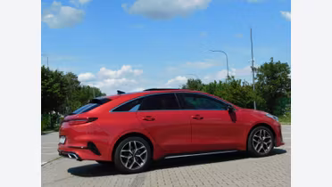 KIA ProCeed