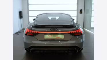 AUDI RS e-tron