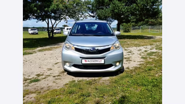 TOYOTA Verso-S