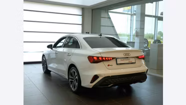 AUDI A3 Limousine