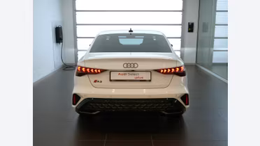 AUDI A3 Limousine