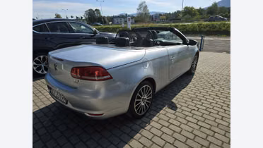 VOLKSWAGEN Eos