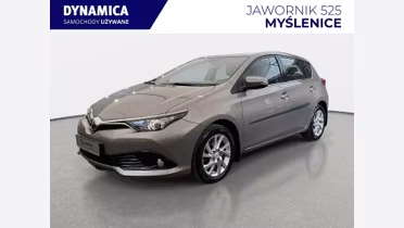 TOYOTA Auris