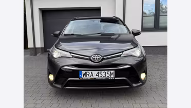 TOYOTA Avensis