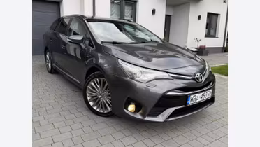 TOYOTA Avensis