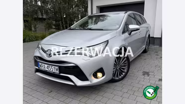 TOYOTA Avensis