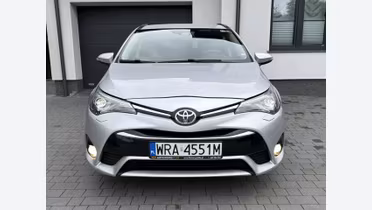 TOYOTA Avensis