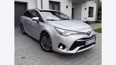TOYOTA Avensis