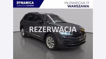 VOLKSWAGEN Tiguan
