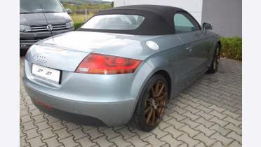 AUDI TT Roadster