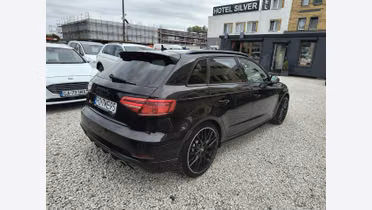 AUDI S3 Sportback