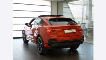 AUDI Q3 Sportback