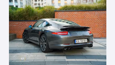PORSCHE 911