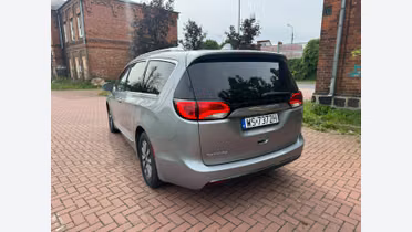 CHRYSLER Pacifica