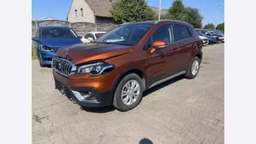 SUZUKI S-Cross