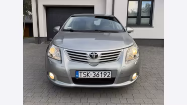 TOYOTA Avensis