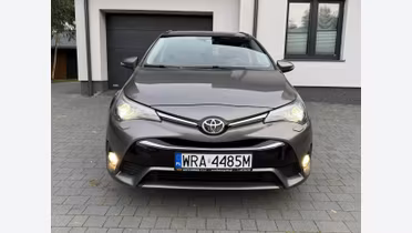 TOYOTA Avensis