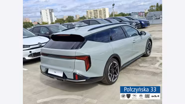 KIA K4