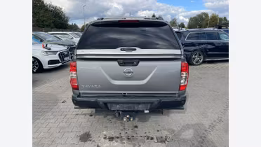 NISSAN Navara