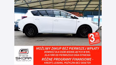 TOYOTA Auris