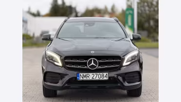 MERCEDES-BENZ GLA