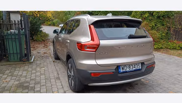 VOLVO XC40