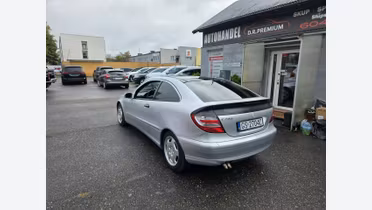 MERCEDES-BENZ C Klasa